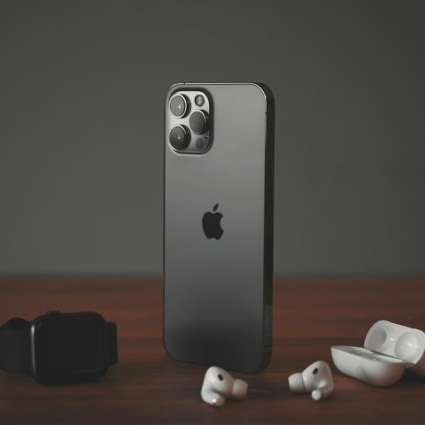 black iphone 7 with white and black dice